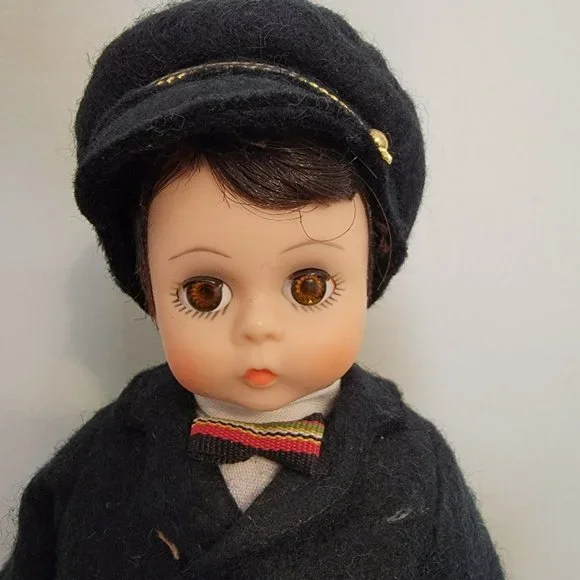 Madame Alexander Doll 8" Laurie - Little Women - Picture 2 of 9